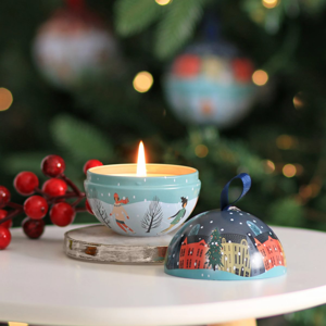 Baubles & Berries Tin Candle - image 1