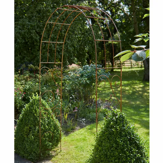 Belle Garden Arch