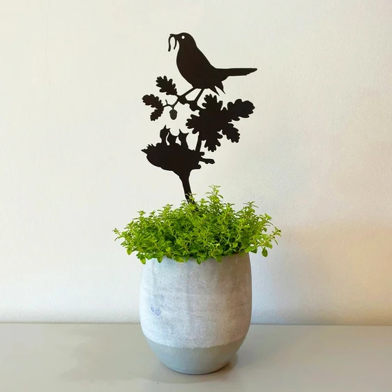 Blackbird Pot Stem