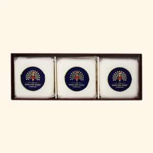 Christmas Wreath Soap Gift Set - image 2