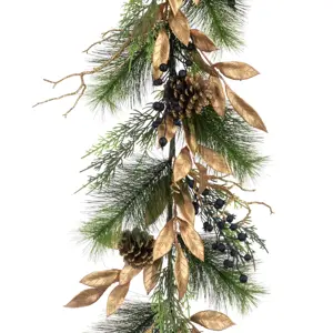 Cottesmore Artificial Garland