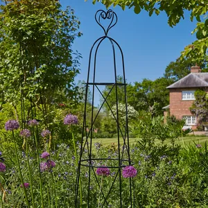 Cupid Heart Obelisk