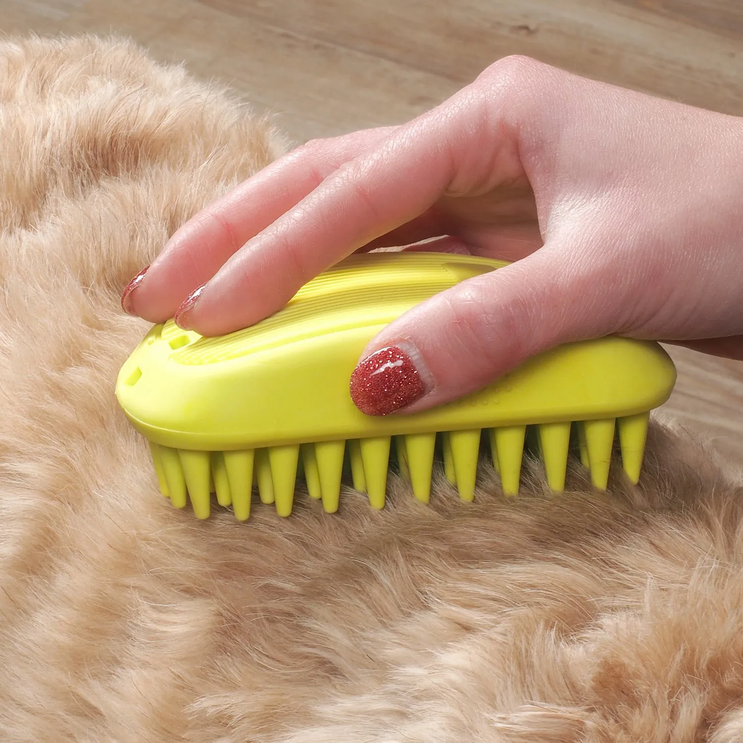 DeTangler Dog Brush Cowell's Garden Centre Woolsington