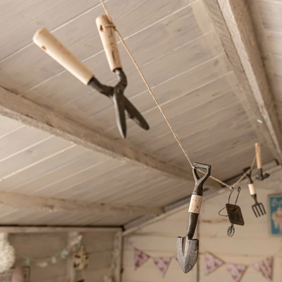 Decorative Garden Tool Garland - Toolbox - image 2