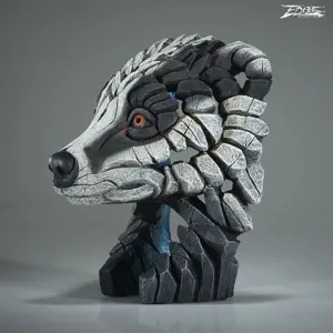 Edge Sculpture Badger - image 2