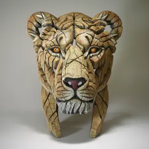 Edge Sculpture Yuna Lioness - image 1