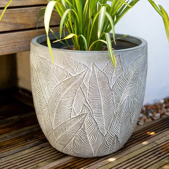Etched Palm Egg Pot Ø25cm - image 2