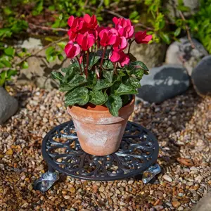 Tom Chambers Filigree Pot Stand - Small - image 2
