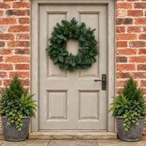 Classic Plain Foliage Wreath - 12" - image 2