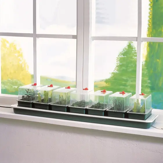 Garland Super 7 Electric Windowsill Propagator