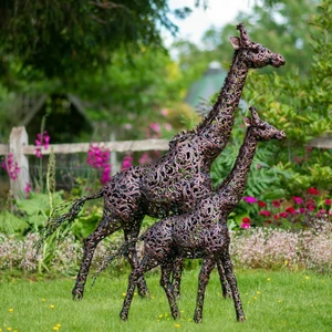 Giraffe Sculpture - Large - image 2