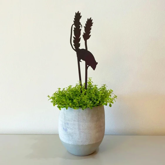 Harvest Mouse Pot Stem
