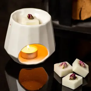 Henry & Co Retro Wax Melt Warmer - White - image 1