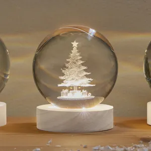 Illuminated Tree Globall