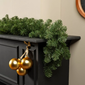 Imperial Green Artificial Garland - image 1