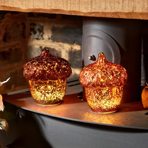 InLit Decorative Acorn Light - image 3