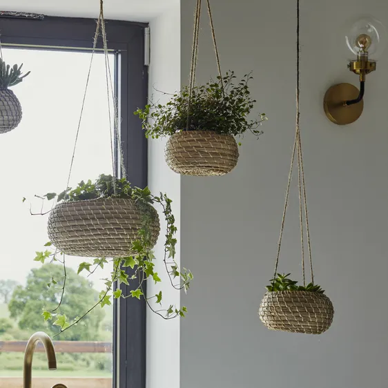 Ivyline Hanging Seagrass Planter Ø22cm - image 1