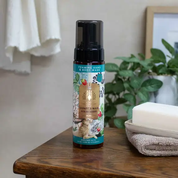 Jasmine & Wild Strawberry Foaming Hand & Body Wash