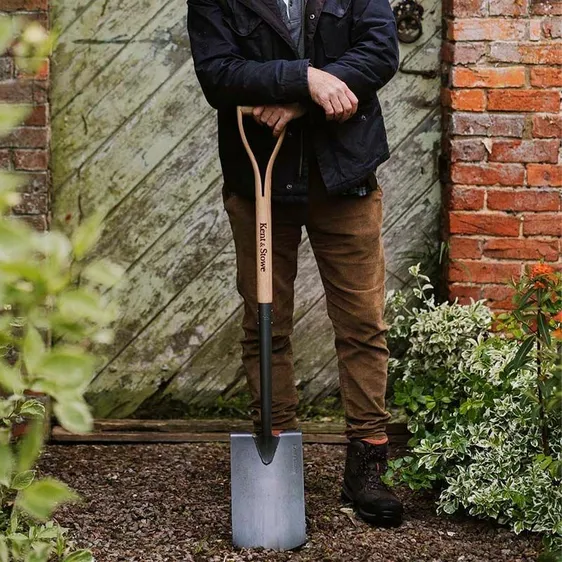 Kent & Stowe Carbon Digging Spade - image 1