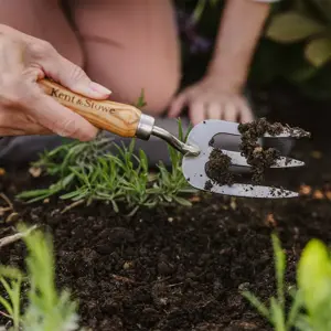 Kent & Stowe Garden Life Hand Fork