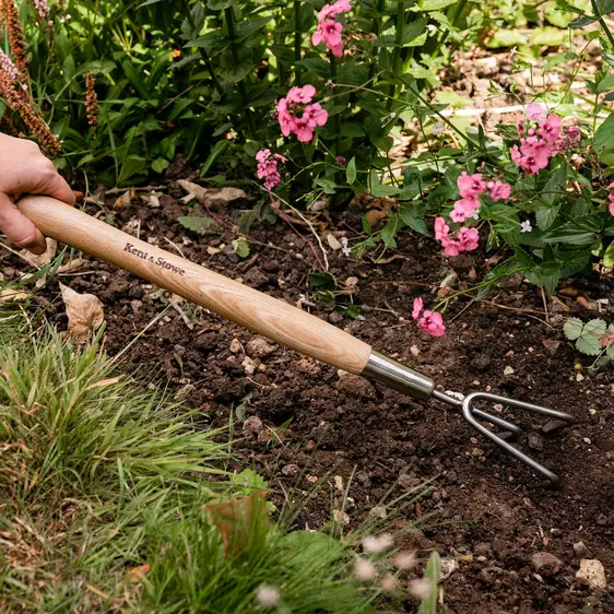 Kent & Stowe Hand Cultivator - image 1