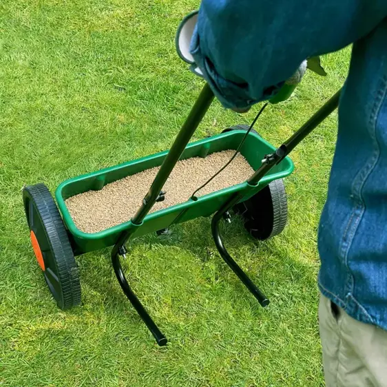 Lawn Seed Drop Spreader - image 2