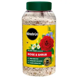 Miracle-Gro Premium Rose & Shrub Plant Food