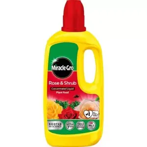 Miracle-Gro Rose & Shrub Liquid Plant Food - image 1