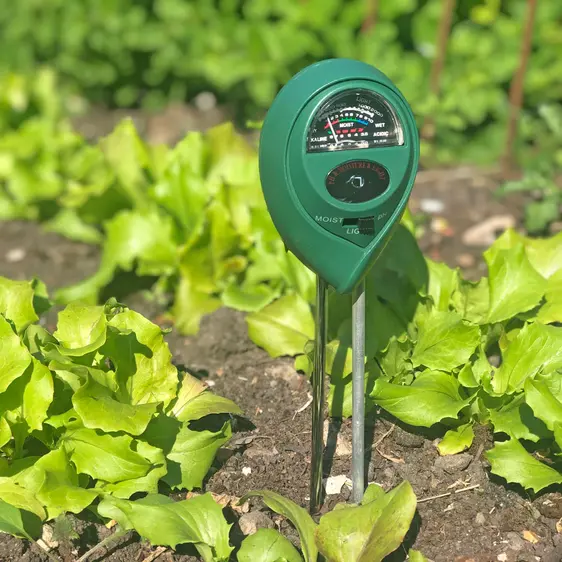 pH Moisture and Light Meter - image 1