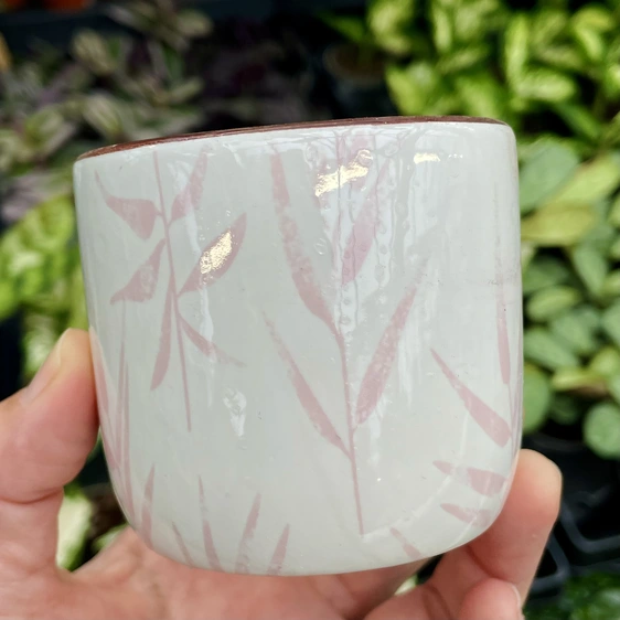 Pink Leaf Pot -  Ø 6cm - image 3