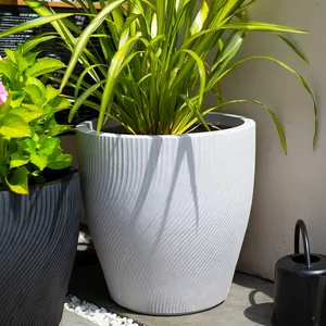 Ripple Planter Ø28cm - image 2