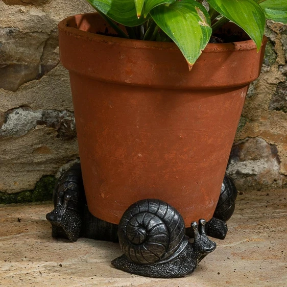 Snail Pot Feet - image 1