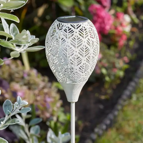 Solaire Torch Stake Light - image 2