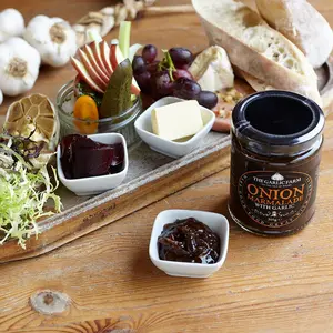 The Garlic Farm Onion Marmalade 305g - image 3
