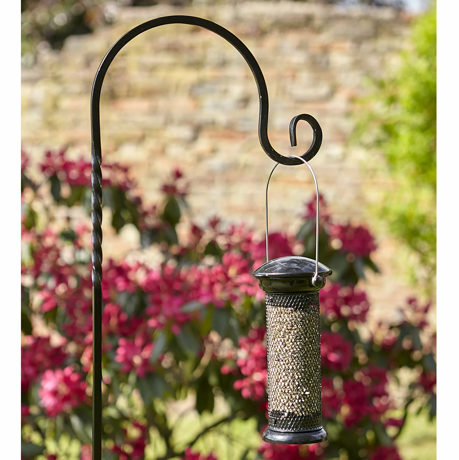 Twirled Border Hook Large Cowell's Garden Centre Woolsington