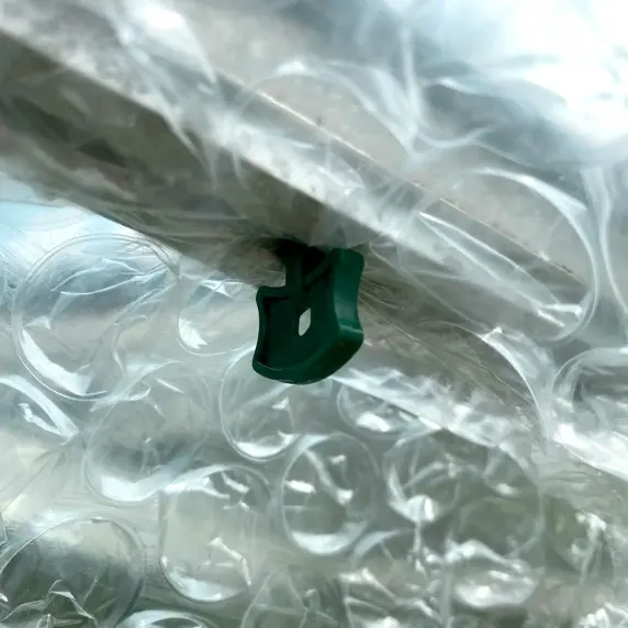 Twist Clips - image 2