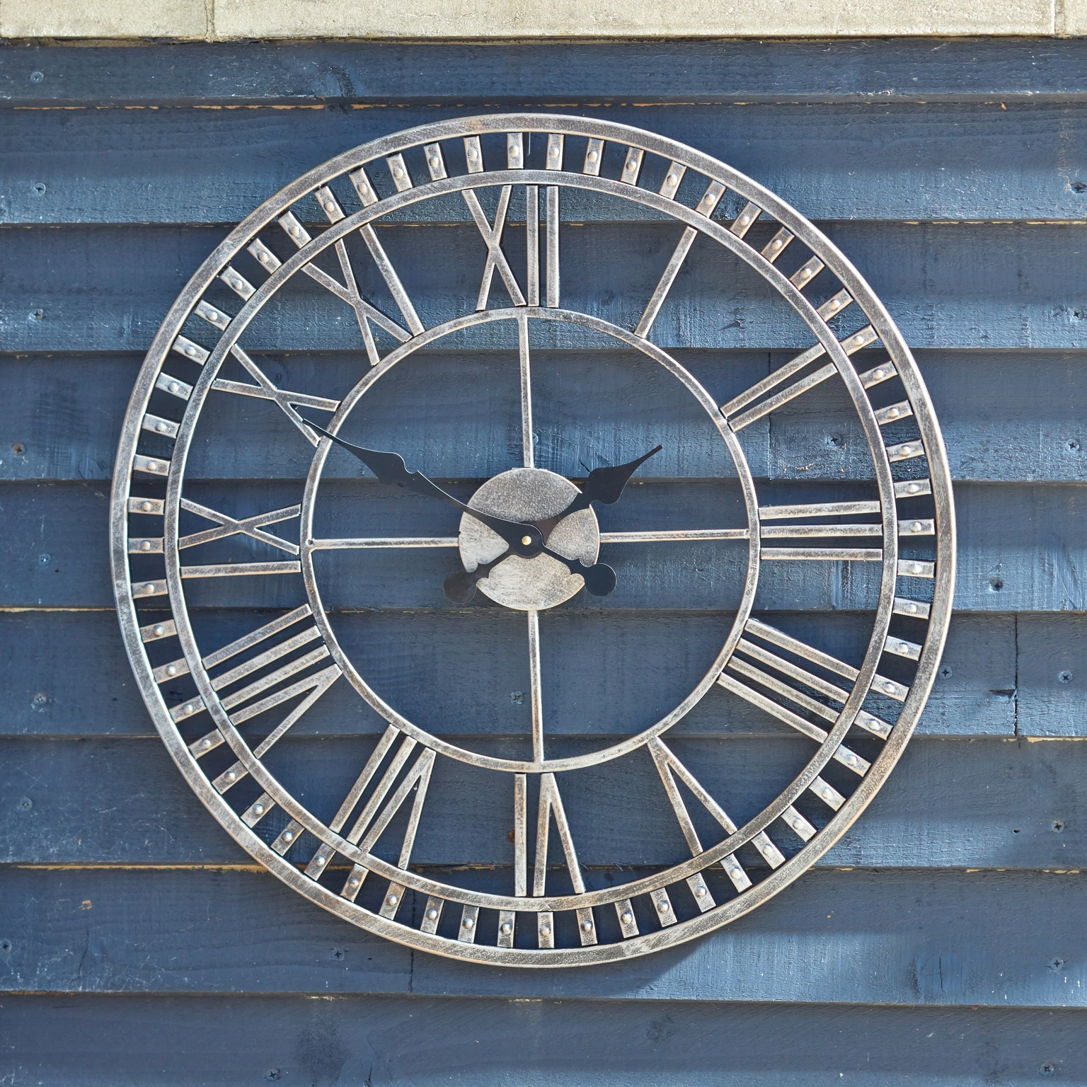 buxton-garden-clock-cowell-s-garden-centre-woolsington