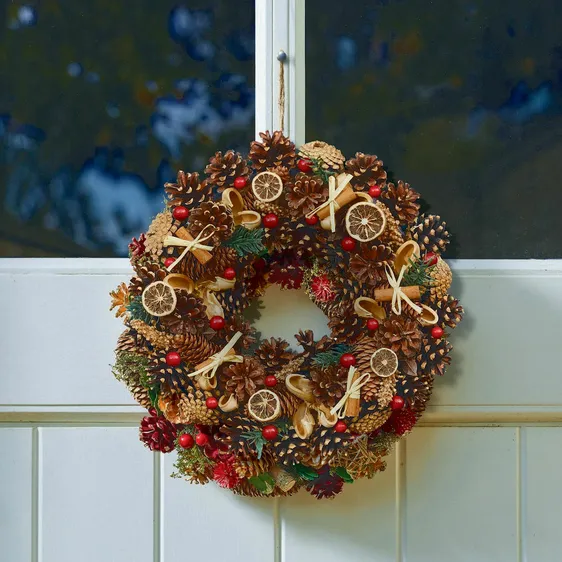 Winter Spice Wreath - Small